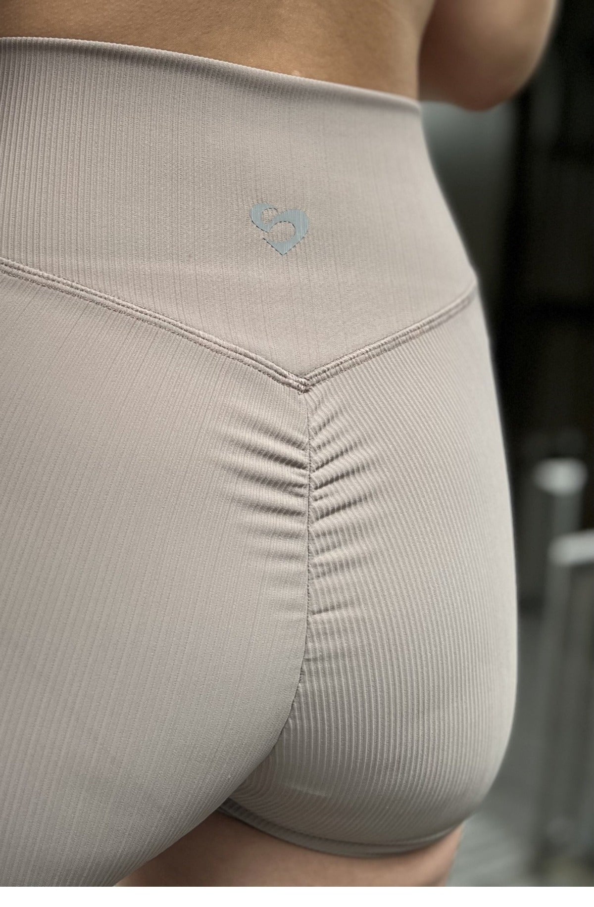 High-Waisted Rib Shorts with Pockets for Shaping - SandActive