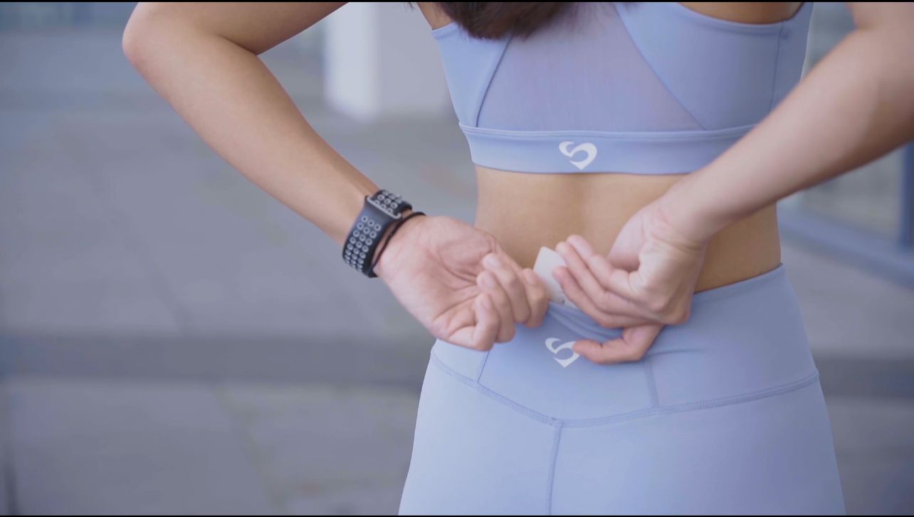 LUXE Anti-Slip Leggings with Pocket – Glacier Blue - SandActive