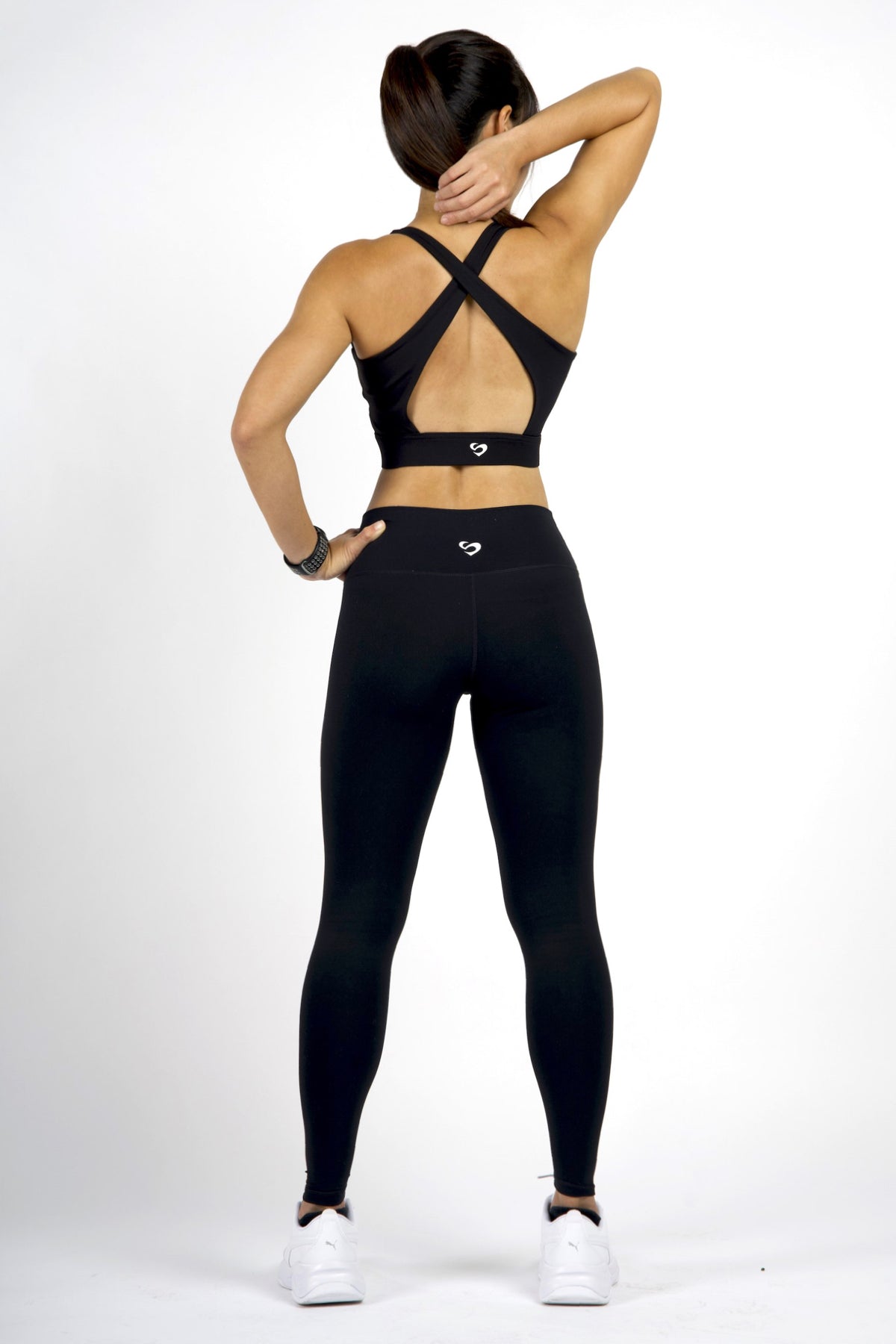 LUXE Gold Zip Sports Bra - Stylish & Supportive - SandActive